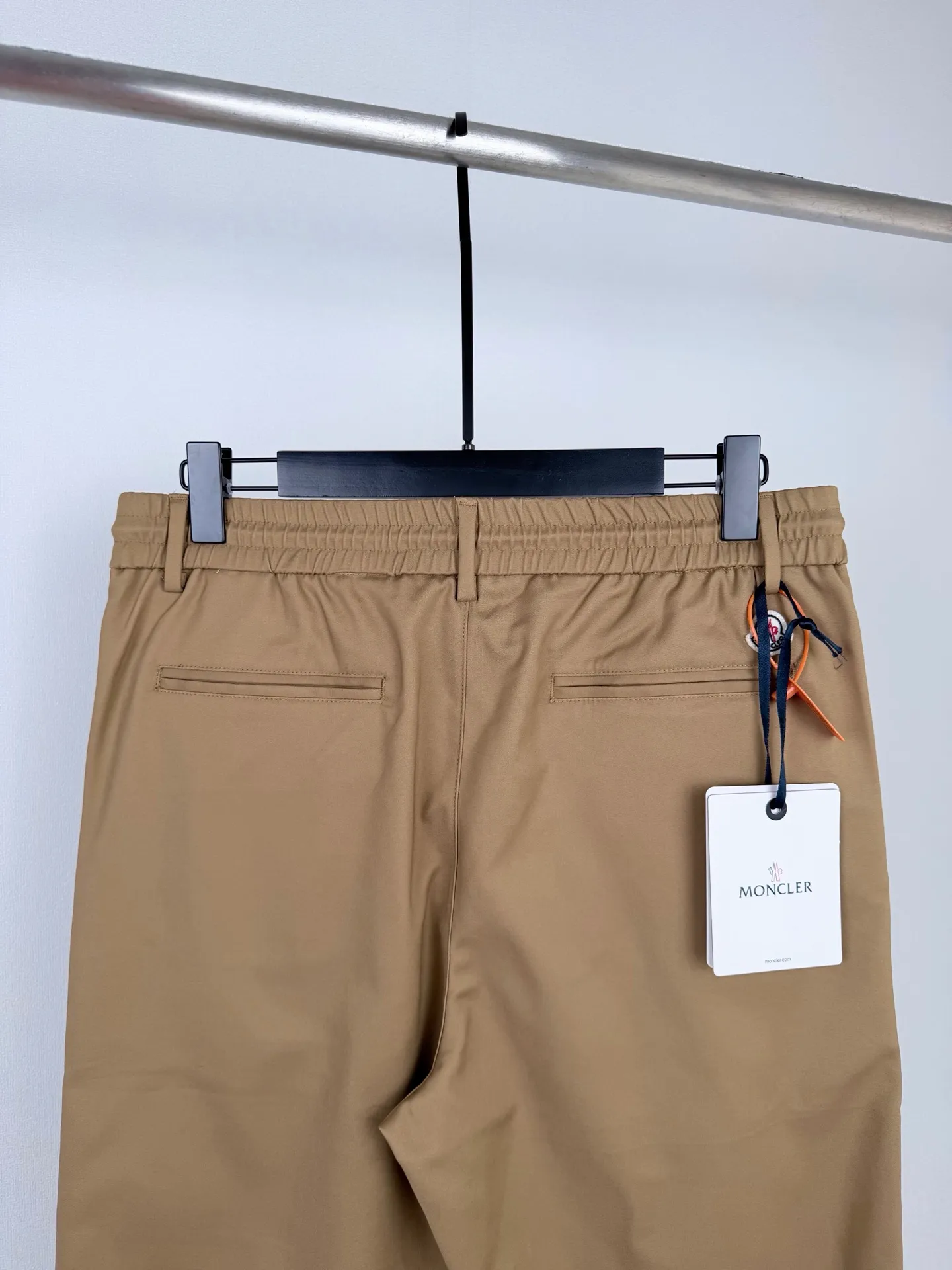MONCLER / Beige Light Green Series 1: Moncler 2: Moncler 3: 4: ： 1:1 Moncler 1:1 Moncler 1:1 Moncler 1:1 Moncler 1:1 Moncler ： Size： 46 48 50 52